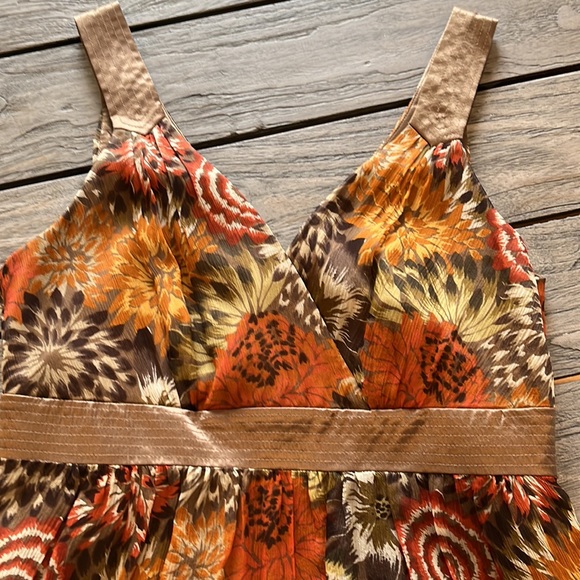 LAUNDRY BY SHELLI SEGAL 100% SILK SLEEVELESS AND FLORAL HALTER/COCKTAIL DRESS - Picture 2 of 8